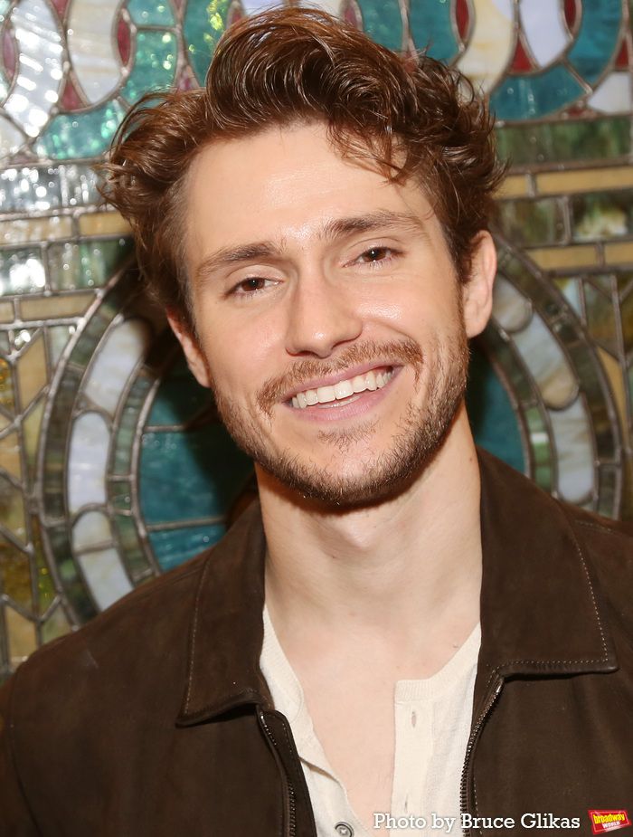 Photos: MOULIN ROUGE! Stars Solea Pfeiffer & John Cardoza Meet the Press — photo 12 of 19