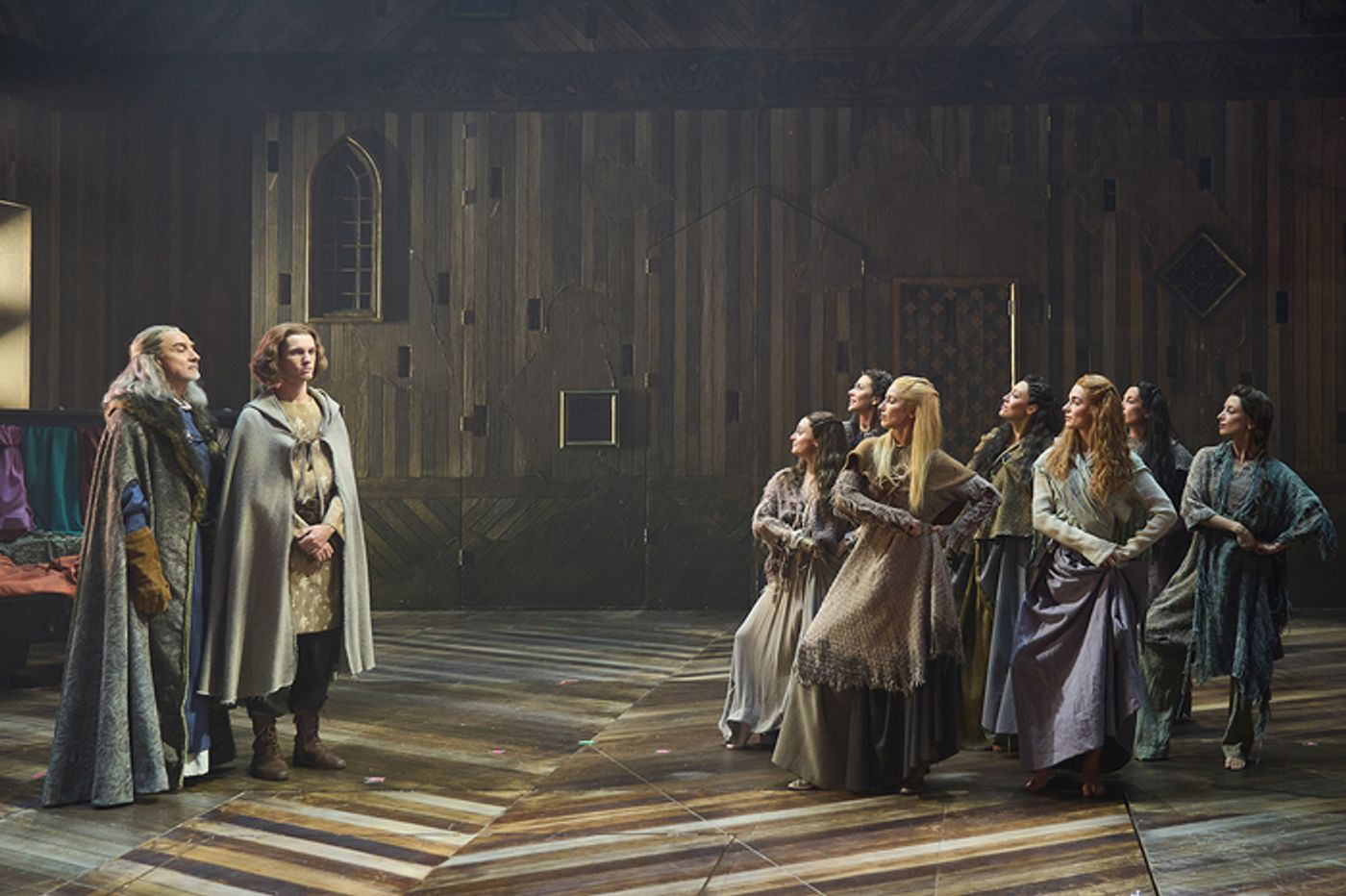 PHOTOS: Primeras imágenes de LOS PILARES DE LA TIERRA en el EDP Gran Vía de Madrid PHOTOS: Primeras imágenes de LOS PILARES DE LA TIERRA en el EDP Gran Vía de Madrid Image