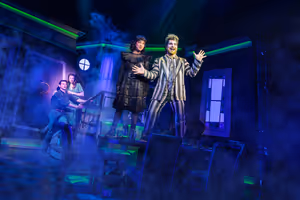 Will Burton (Adam), Megan McGinnis (Barbara), Madison Mosley (Lydia) and Justin Collette (Beetlejuice)
@ BroadwayWorld Will Burton (Adam), Megan McGinnis (Barbara), Madison Mosley (Lydia) and Justin Colle Photo