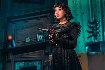 Madison Mosley (Lydia) 
 Photo