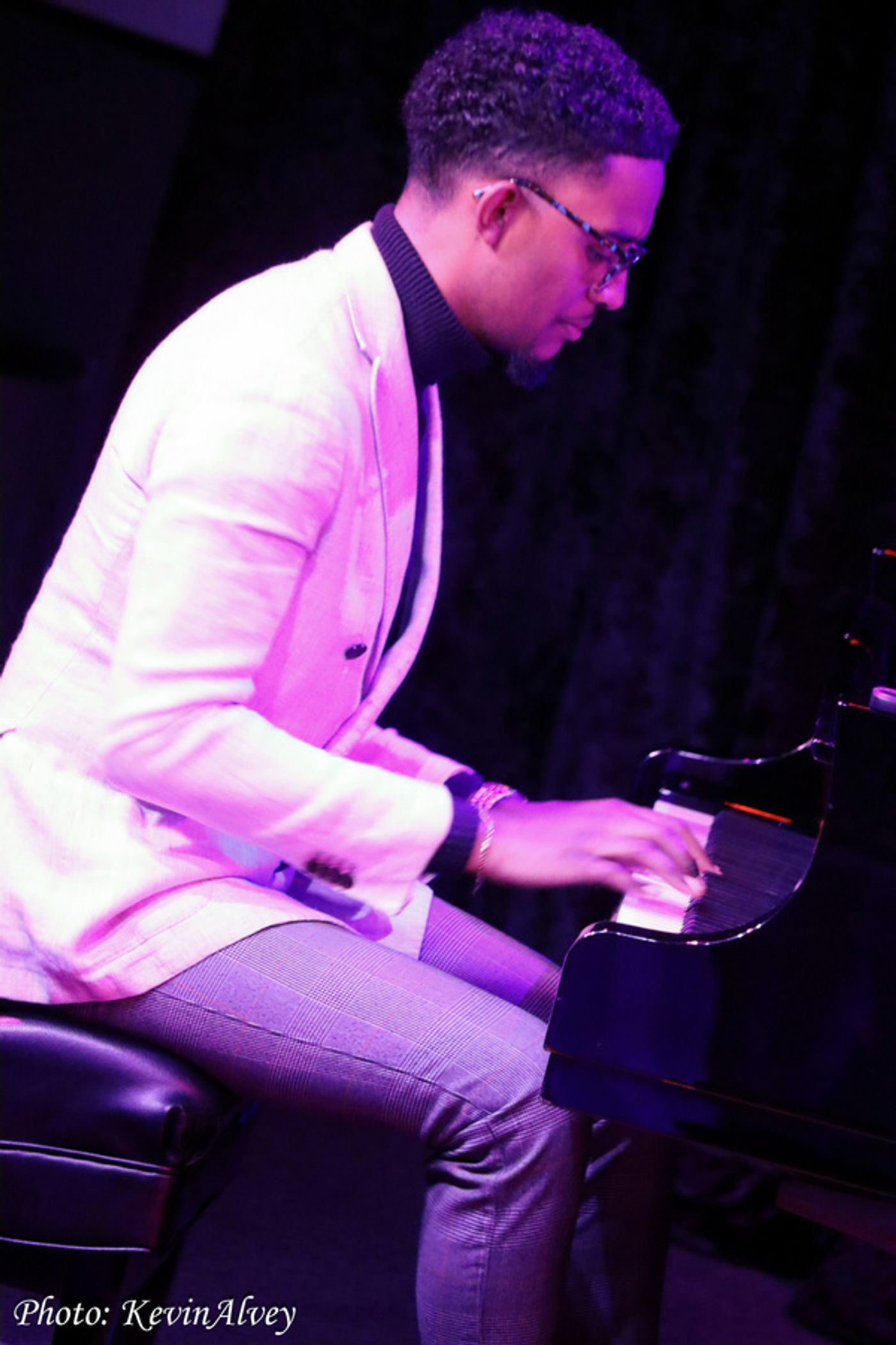 Photos: John Manzari Sings And Taps In RECENTER At Birdland  Image