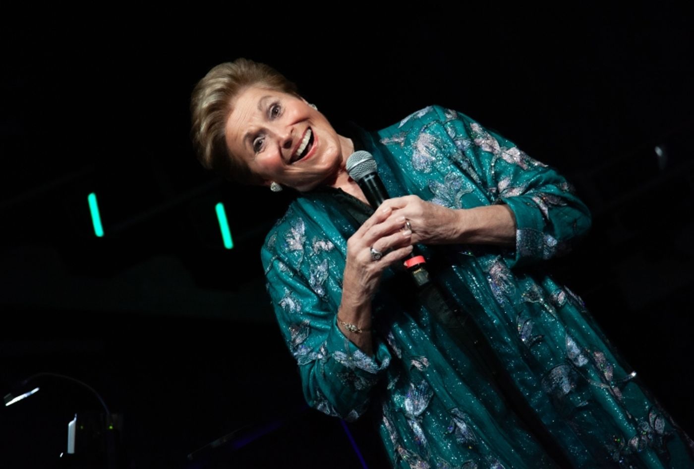 Review: Lorna Dallas Picture Perfect In SNAPSHOTS at Chelsea Table + Stage Review: Lorna Dallas Picture Perfect In SNAPSHOTS at Chelsea Table + Stage Image