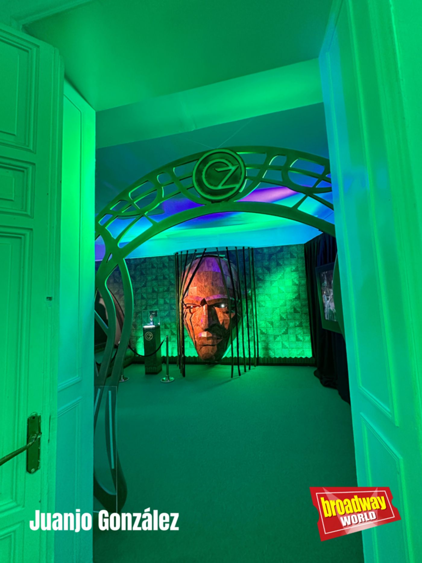 PHOTOS: Madrid acoge la experiencia inmersiva de WICKED en una exposición única PHOTOS: Madrid acoge la experiencia inmersiva de WICKED en una exposición única Image