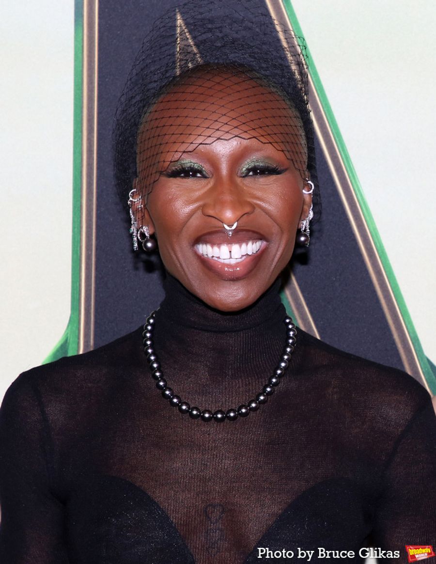 Photos: Ariana Grande, Cynthia Erivo and More at the WICKED NYC Premiere Image