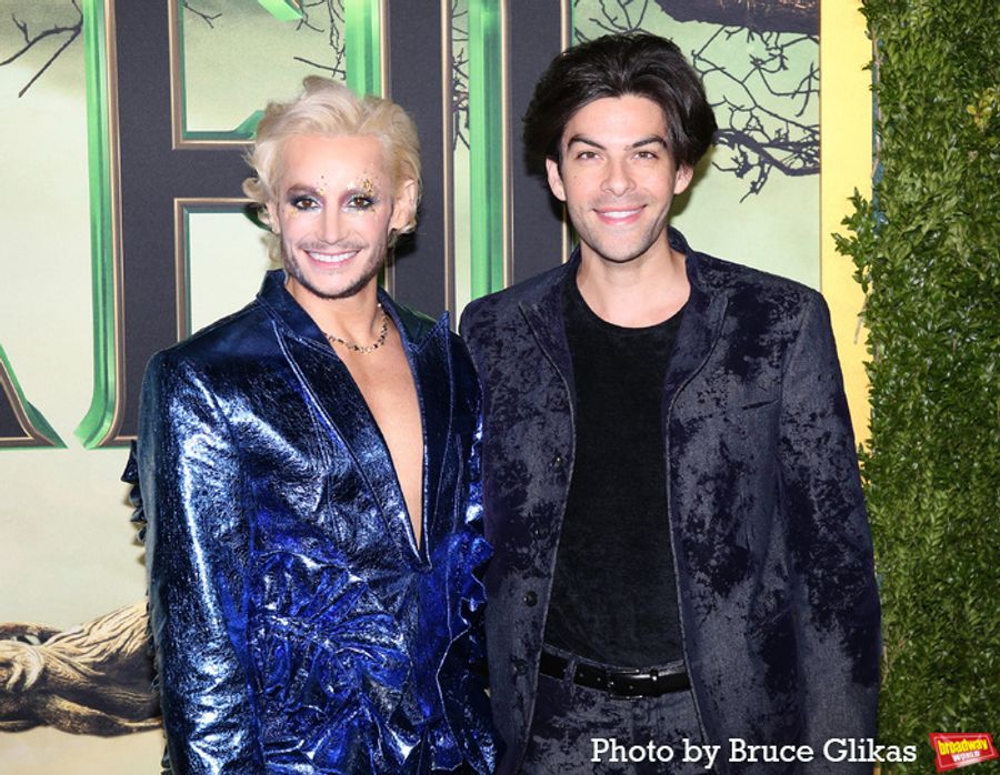 Photos: Ariana Grande, Cynthia Erivo and More at the WICKED NYC Premiere Image