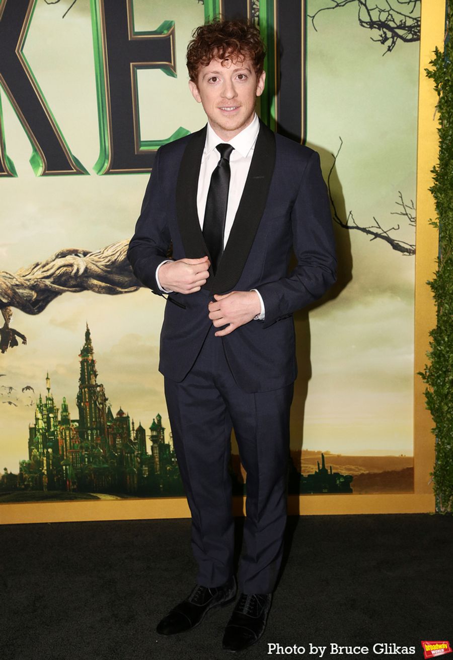 Photos: Ariana Grande, Cynthia Erivo and More at the WICKED NYC Premiere Image