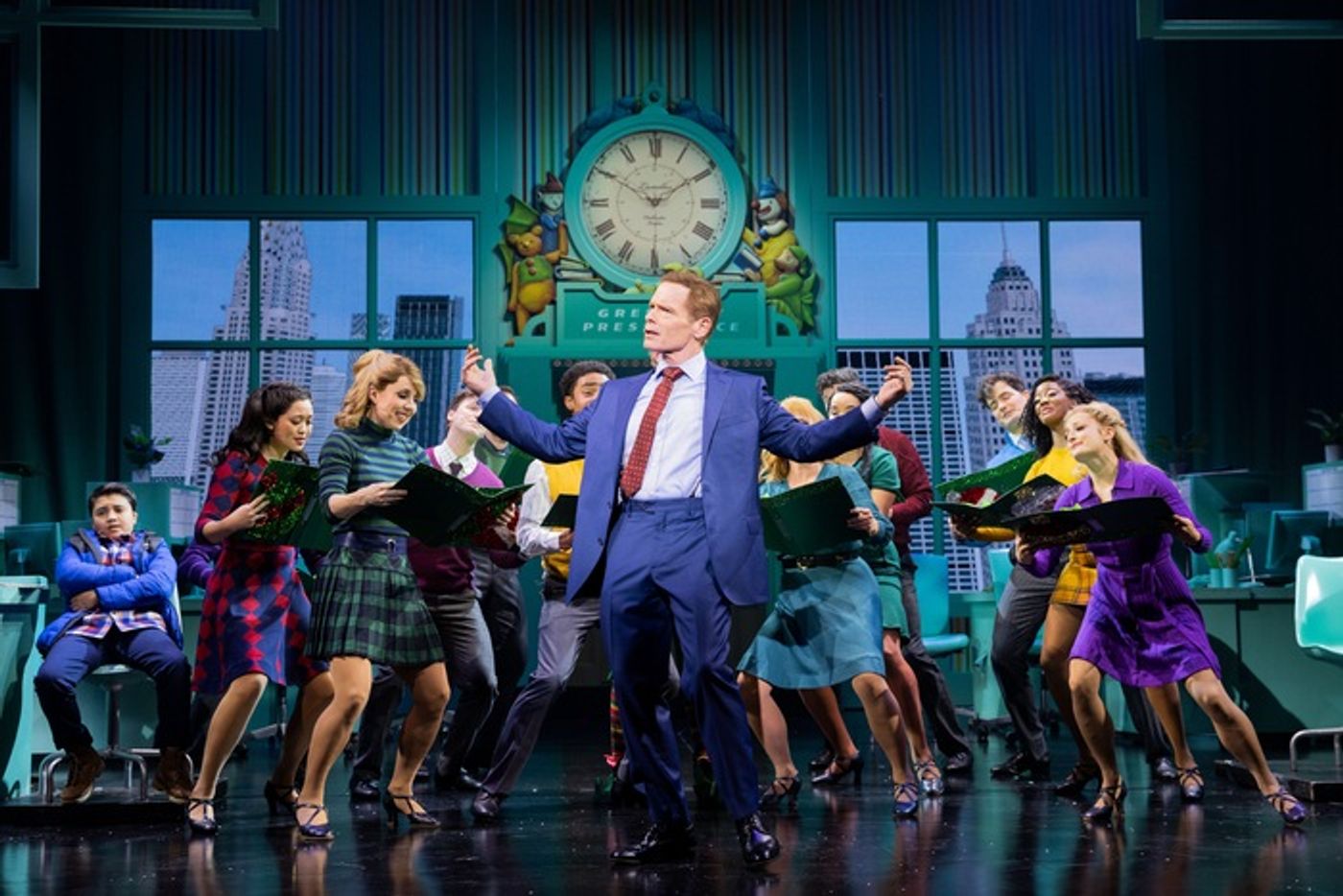 Photos: Grey Henson, Sean Astin, & More in ELF THE MUSICAL on Broadway  Image