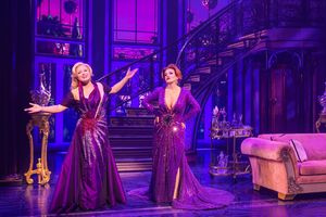 Megan Hilty and Jennifer Simard @ BroadwayWorld Megan Hilty and Jennifer Simard Photo