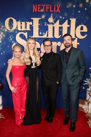 Kristin Chenoweth, Lindsay Lohan, Dan Bucatinsky and Ian Harding @ BroadwayWorld Kristin Chenoweth, Lindsay Lohan, Dan Bucatinsky and Ian Harding Photo