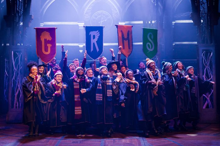 Photos: HARRY POTTER AND THE CURSED CHILD Launches New Version Under 3 Hours — photo 2 of 5