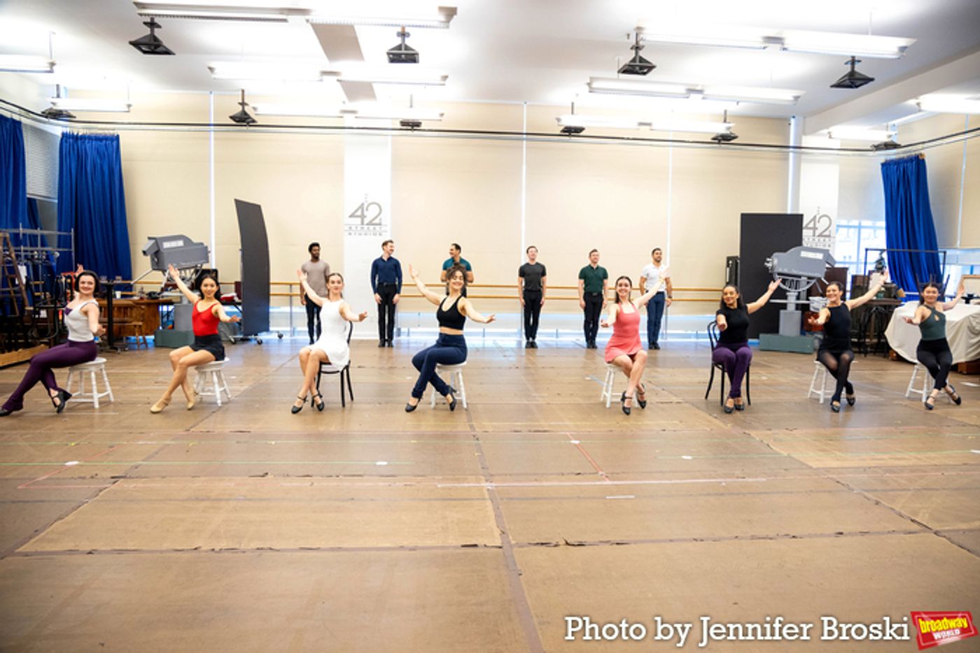 Photos: WHITE CHRISTMAS At Paper Mill Playhouse Meets the Press  Image