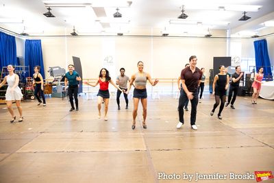 Keely Beirne, Casey Garvin, and the cast of WHITE CHRISTMAS Photo