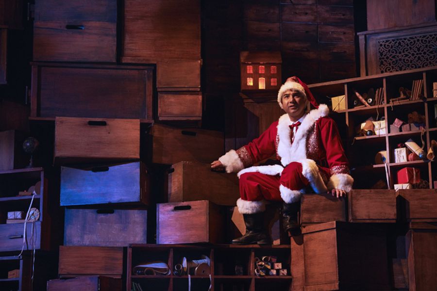 Photos: A CHRISTMAS CAROL(ISH) At Transfers To The West End This Christmas Image