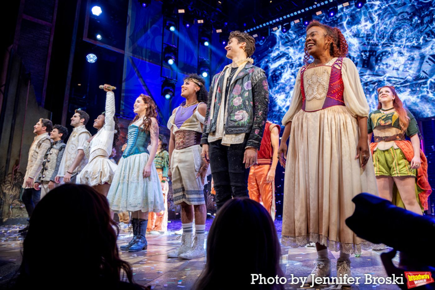 Photos: JC Chasez and the Cast of & JULIET Take Bows Following Sing-Along Performance Photos: JC Chasez and the Cast of & JULIET Take Bows Following Sing-Along Performance Image