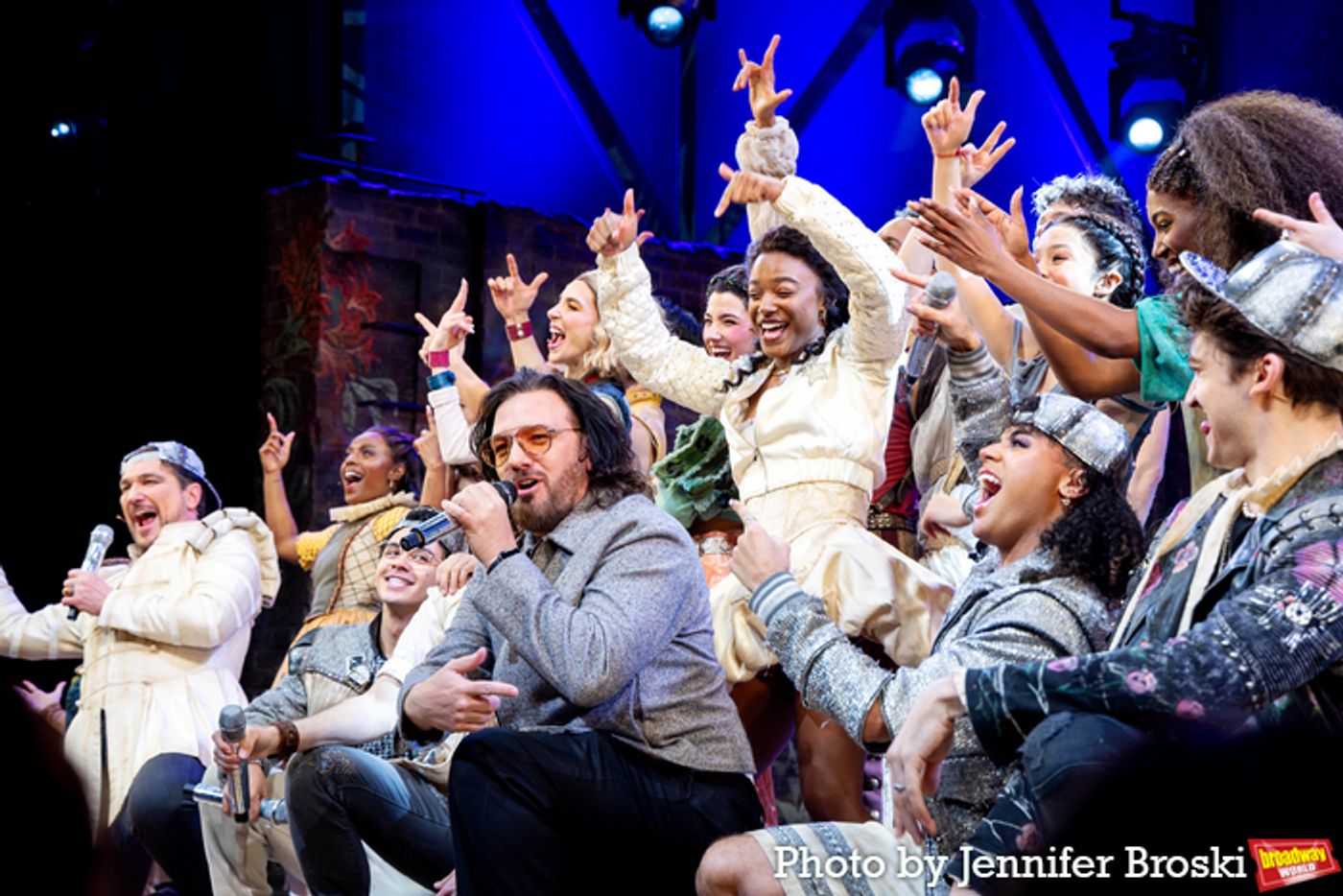 Photos: JC Chasez and the Cast of & JULIET Take Bows Following Sing-Along Performance Photos: JC Chasez and the Cast of & JULIET Take Bows Following Sing-Along Performance Image