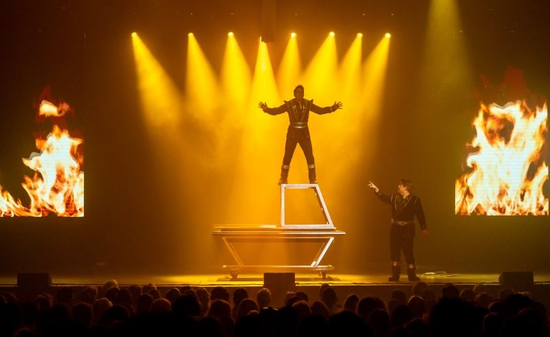Review: CHAMPIONS OF MAGIC at The Kennedy Center Image