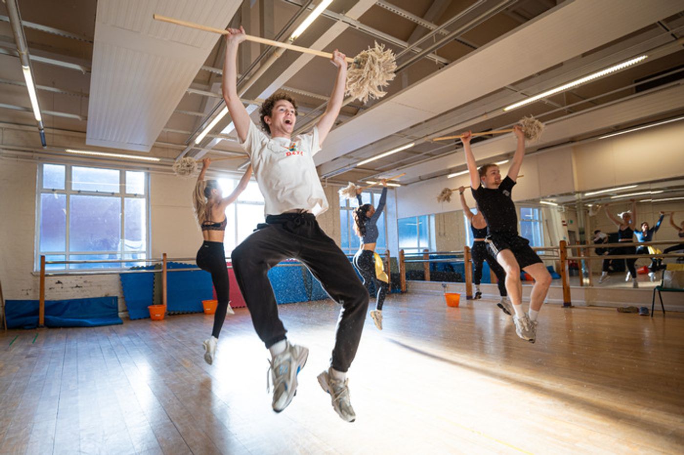 Photos: Wolverhampton Grand Theatre's BEAUTY AND THE BEAST Panto In Rehearsal Photos: Wolverhampton Grand Theatre's BEAUTY AND THE BEAST Panto In Rehearsal Image