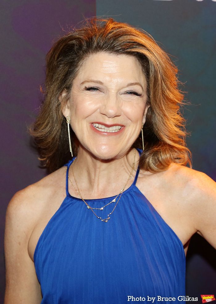 Photos: Stars Arrive at DEATH BECOMES HER on Opening Night — photo 16 of 87