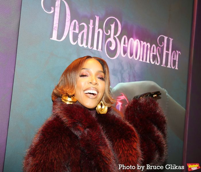 Photos: Stars Arrive at DEATH BECOMES HER on Opening Night — photo 1 of 87