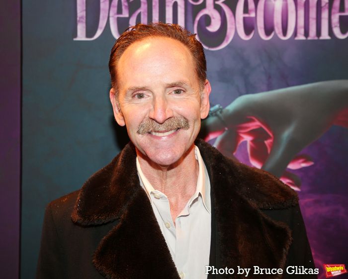 Photos: Stars Arrive at DEATH BECOMES HER on Opening Night — photo 38 of 87