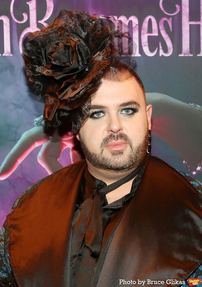 Photos: Stars Arrive at DEATH BECOMES HER on Opening Night — photo 85 of 87