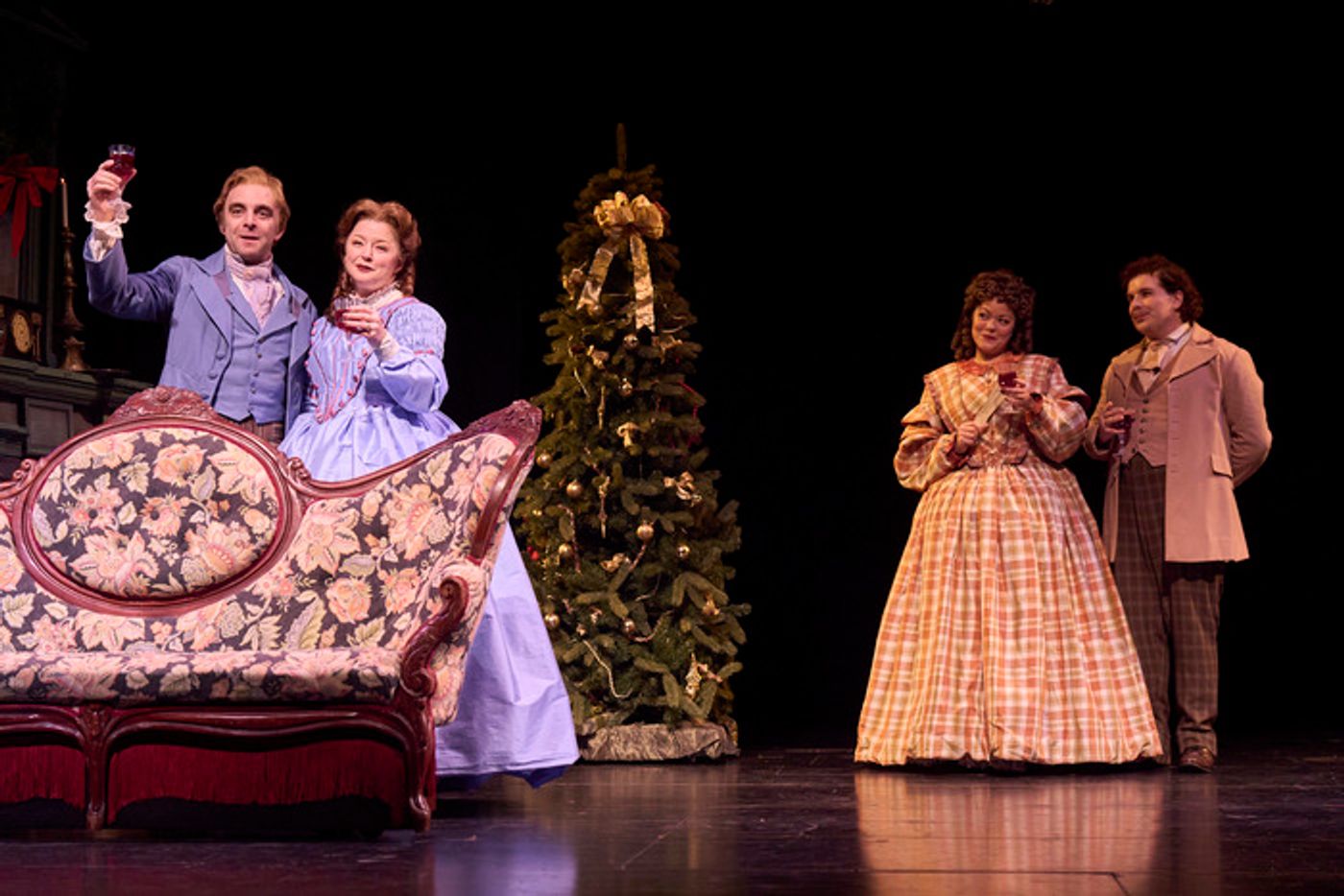 Photos: A CHRISTMAS CAROL at Great Lakes Theater  Image