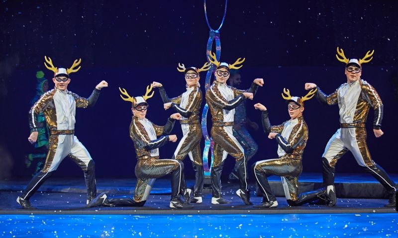 Review: CIRQUE DU SOLEIL: TWAS THE NIGHT BEFORE... at KANSAS CITY MUSIC HALL Image