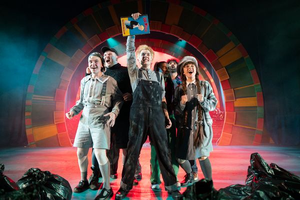 Grant McIntyre, Elliot McLean, Kyle Gardiner, RoMaya Jey, Taqi Nazeer & Beth Robb Ada Photo