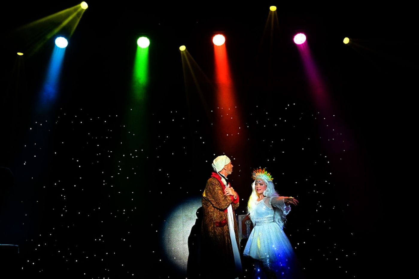 Review: A CHRISTMAS CAROL: THE MUSICAL at Broadway Palm Dinner Theatre  Image