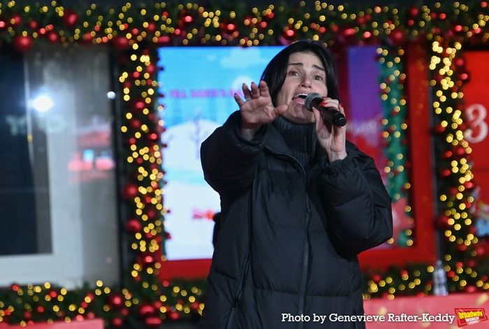 Photos: Idina Menzel, Charli D'Amelio & More Rehearse for the 2024 Macy's Thanksgiving Day Parade  Image