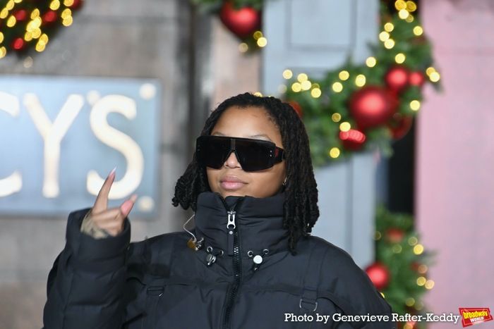 Photos: Idina Menzel, Charli D'Amelio & More Rehearse for the 2024 Macy's Thanksgiving Day Parade  Image