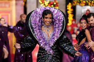 Michelle Williams in "Death Becomes Her" Broadway Performance Photo