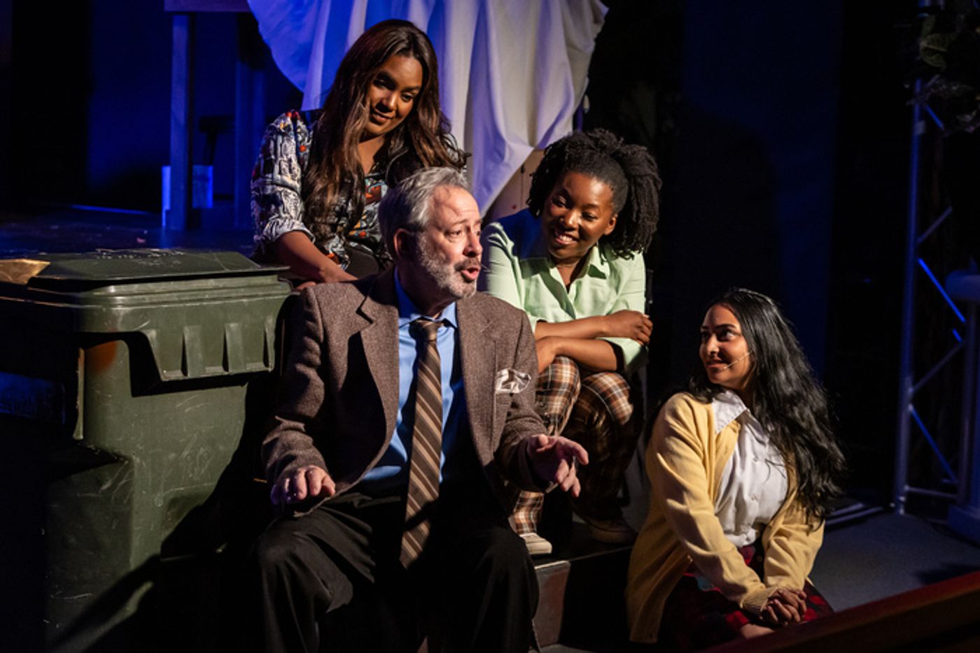 Photos: LITTLE SHOP OF HORRORS at Triangle Productions  Image