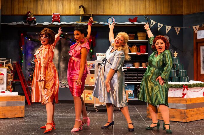 Photos/Video: WINTER WONDERETTES at Greater Boston Stage Company — photo 4 of 35