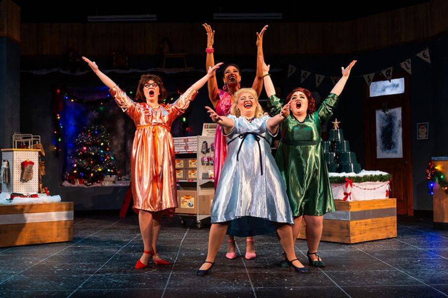 Photos/Video: WINTER WONDERETTES at Greater Boston Stage Company Image