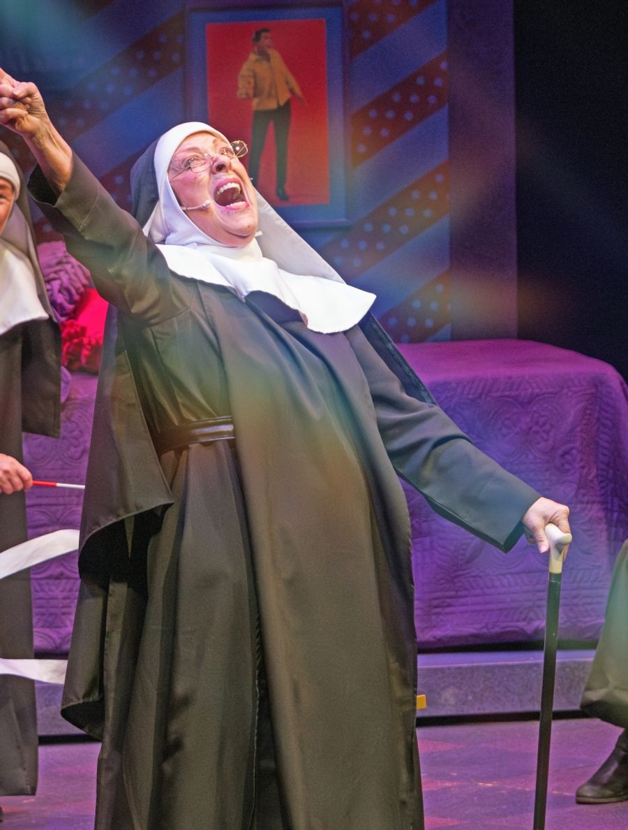 Review: NUNSENSE at New Theatre Restaurant Image