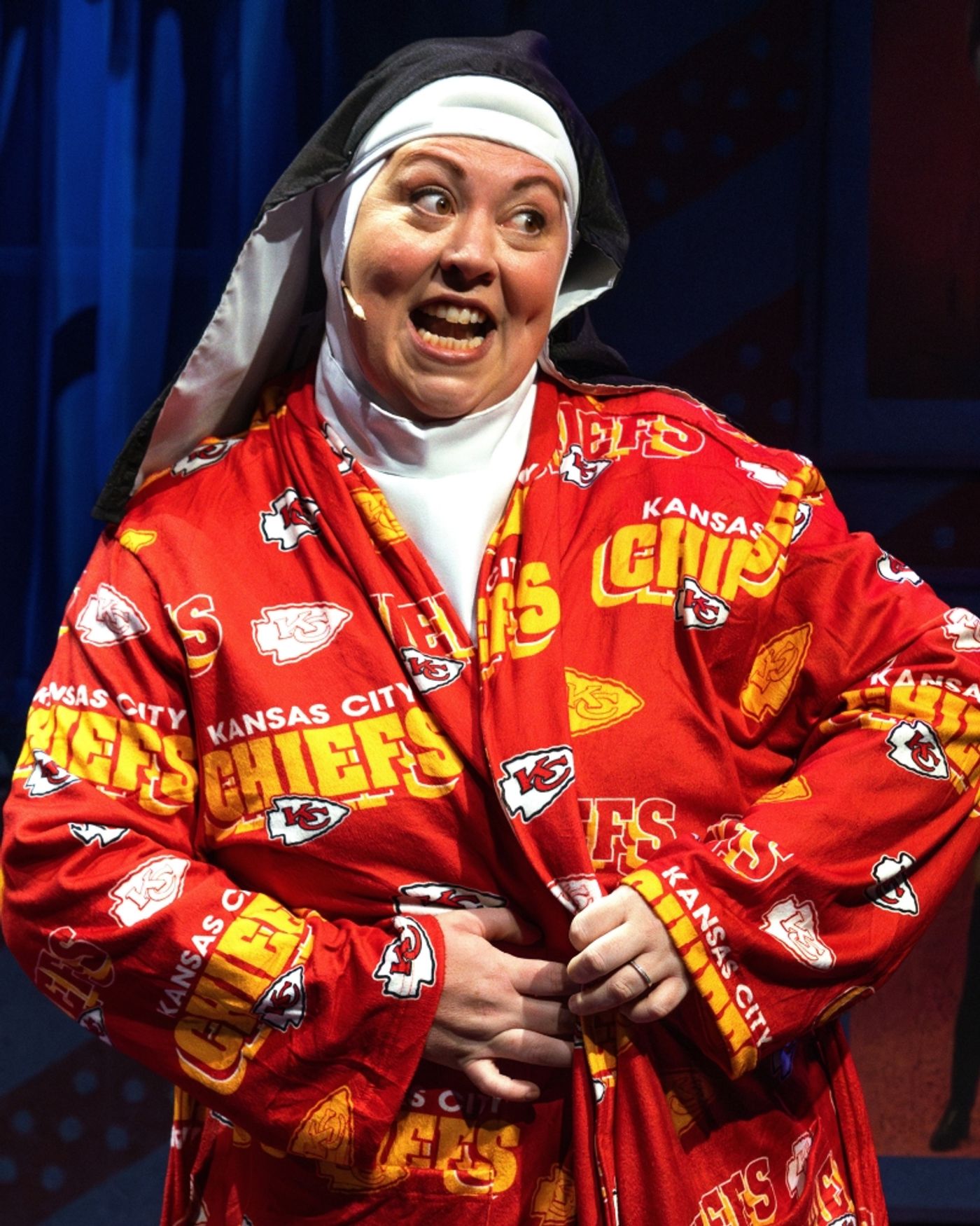 Review: NUNSENSE at New Theatre Restaurant  Image