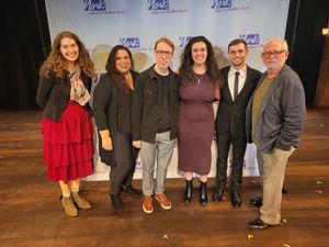 Emily Droessel, Marie Grace LaFerrara, Noah Glaister, Veronica Shea, Joseph Hayward, Dominick Balletta
@ BroadwayWorld Emily Droessel, Marie Grace LaFerrara, Noah Glaister, Veronica Shea, Joseph Hayward, Photo