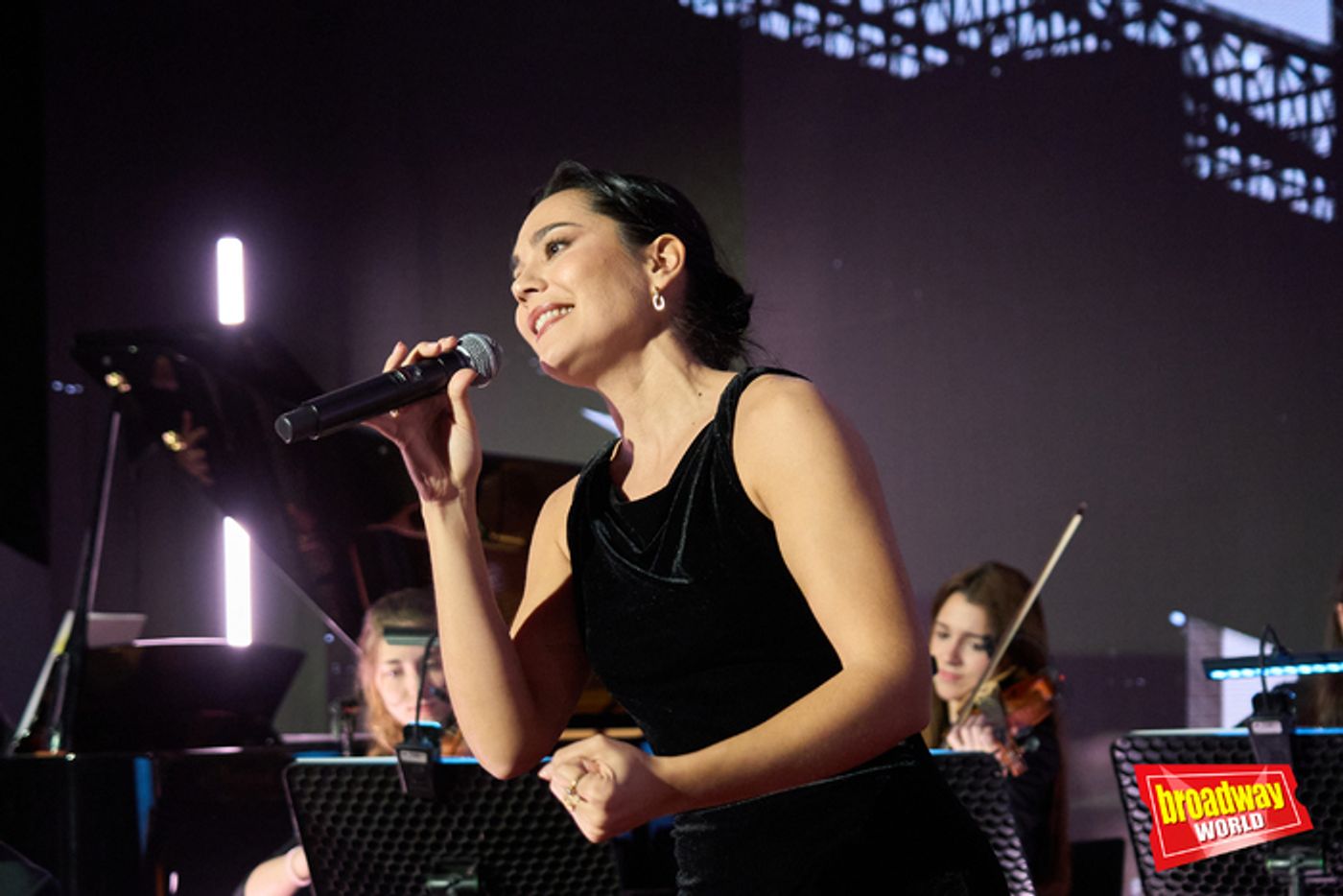 PHOTOS: BUSCANDO A AUDREY llegará el Teatro Audrey de Madrid en las Navidades de 2025 PHOTOS: BUSCANDO A AUDREY llegará el Teatro Audrey de Madrid en las Navidades de 2025 Image