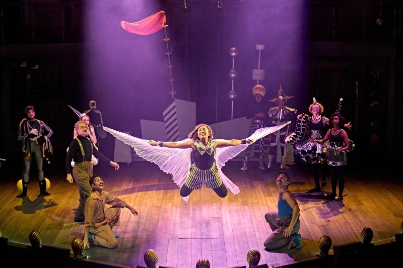 Review: BALLET SHOES, National Theatre Image