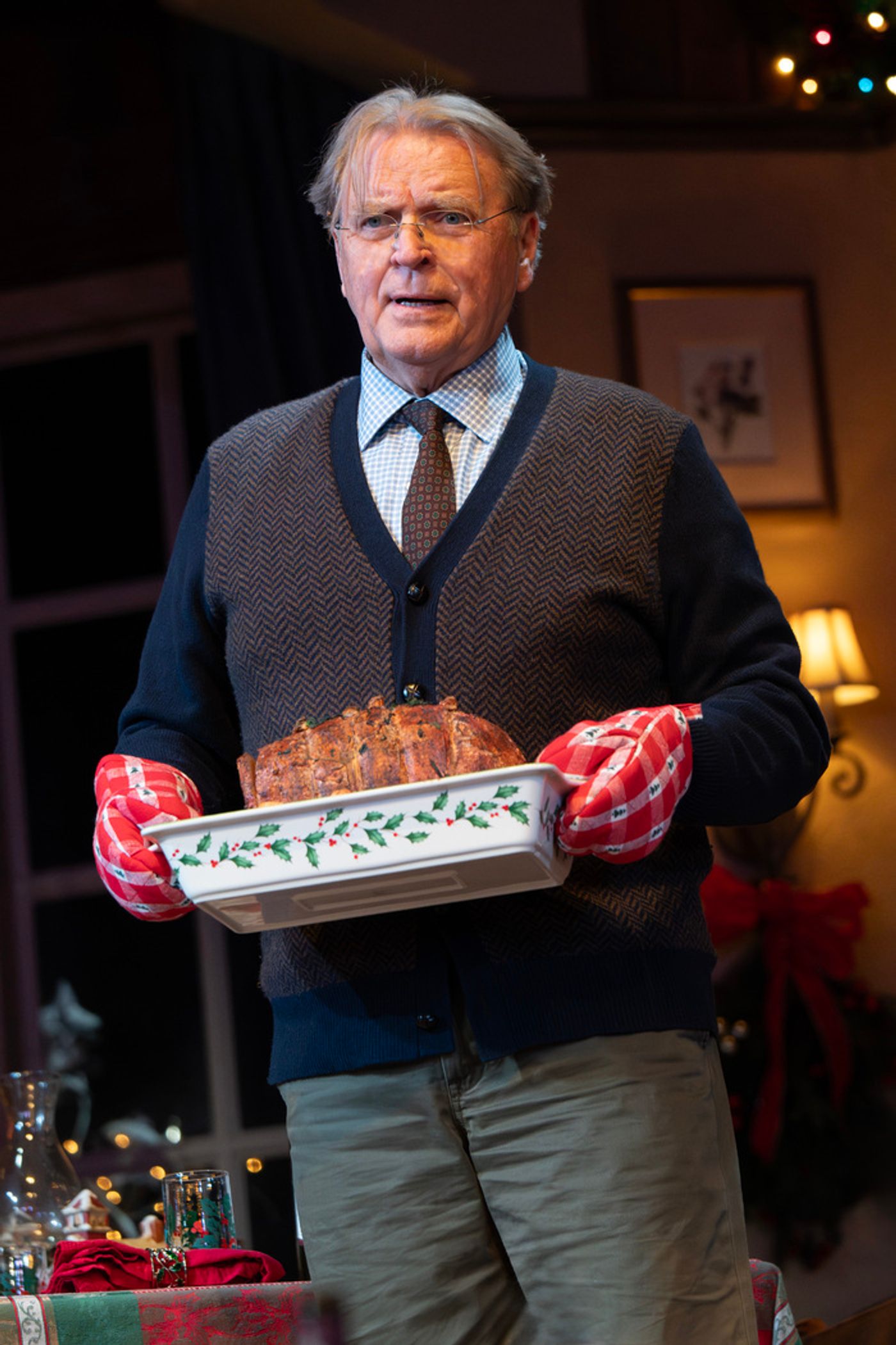 Photos: CULT OF LOVE Starring Zachary Quinto, Shailene Woodley and More  Image