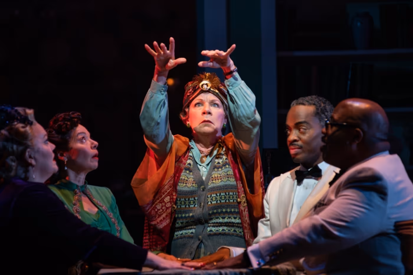 Review: BLITHE SPIRIT at Seattle Rep  Image