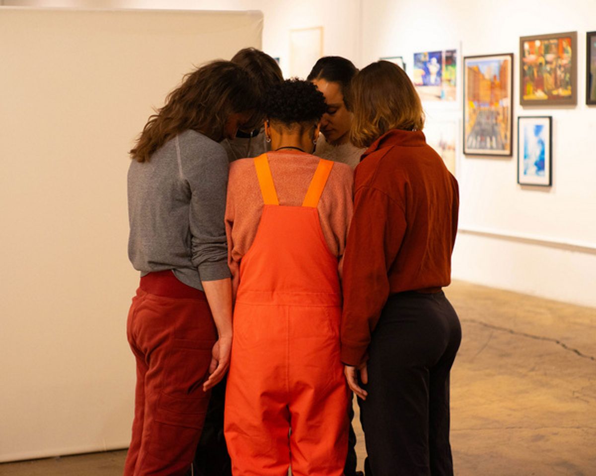 Roxy Young, Mattie Walker, Rebecca Magazine, Isabel Umali, and Quincie Hydock at 