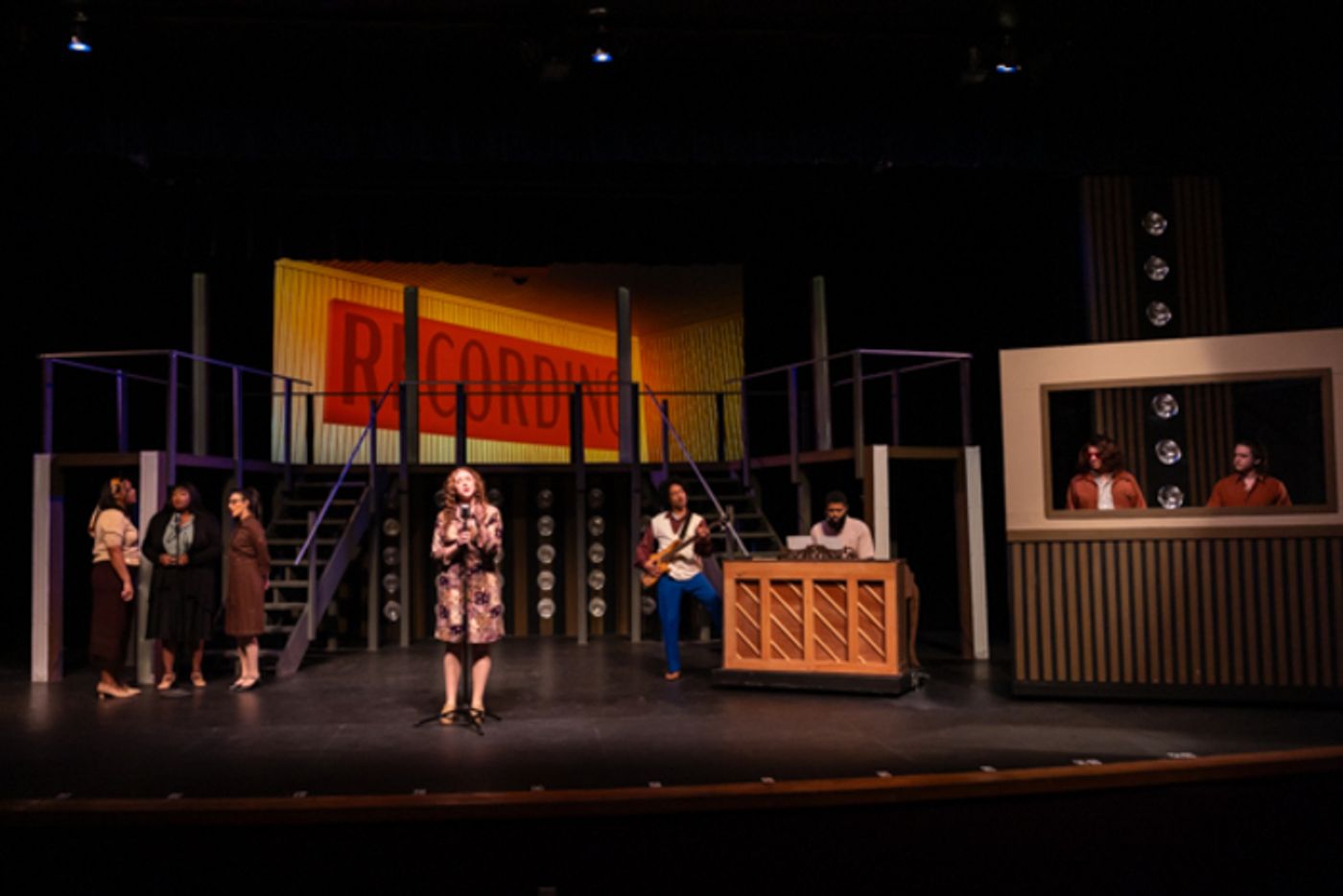 Photos: First look at Gallery Players’ BEAUTIFUL: THE CAROL KING MUSICAL Photos: First look at Gallery Players’ BEAUTIFUL: THE CAROL KING MUSICAL Image