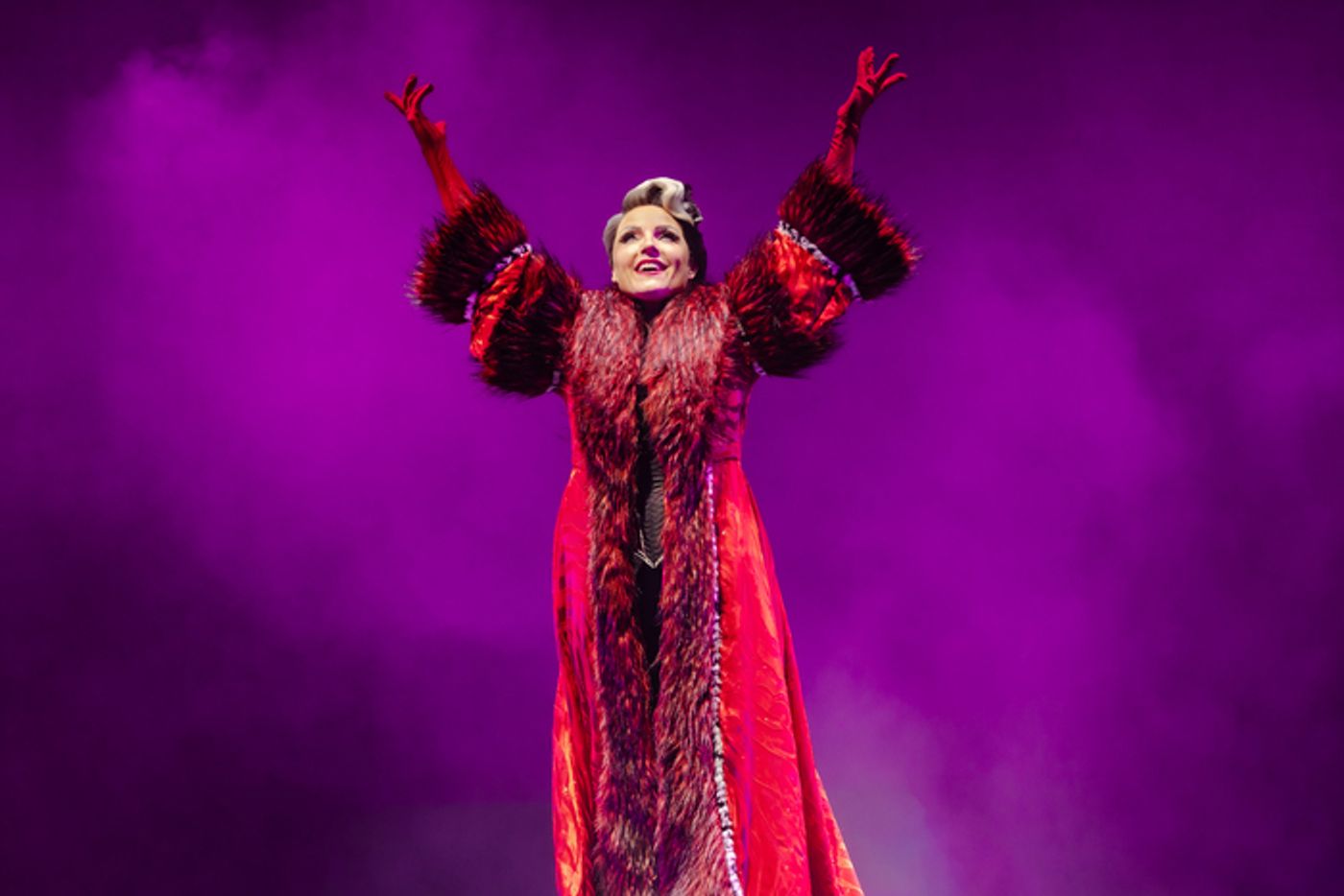 Photos: Kerry Ellis Joins UK Tour of 101 DALMATIANS THE MUSICAL  Image