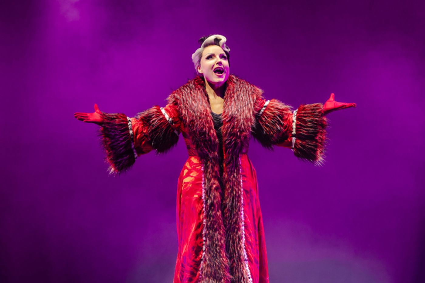 Photos: Kerry Ellis Joins UK Tour of 101 DALMATIANS THE MUSICAL  Image