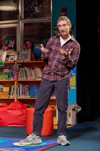 Thomas Middleditch Photo