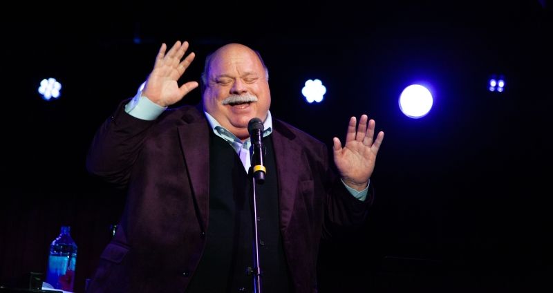 Review: Kevin Chamberlin And Audience Were FINDING THE JOY at The Green Room 42 Image
