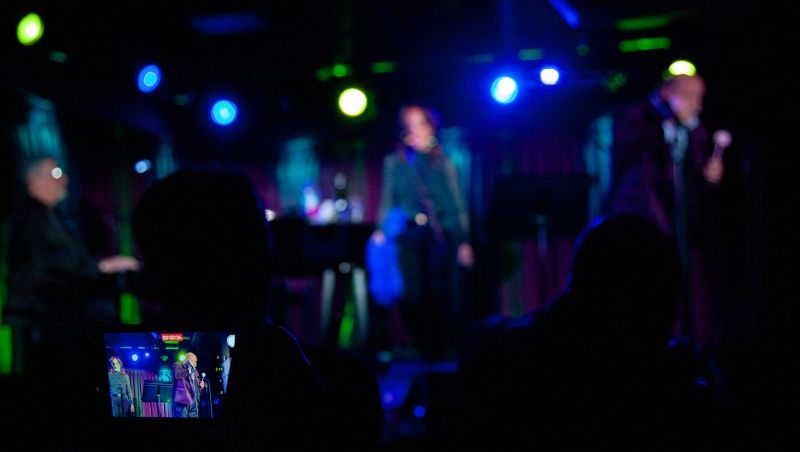 Review: Kevin Chamberlin And Audience Were FINDING THE JOY at The Green Room 42 Image
