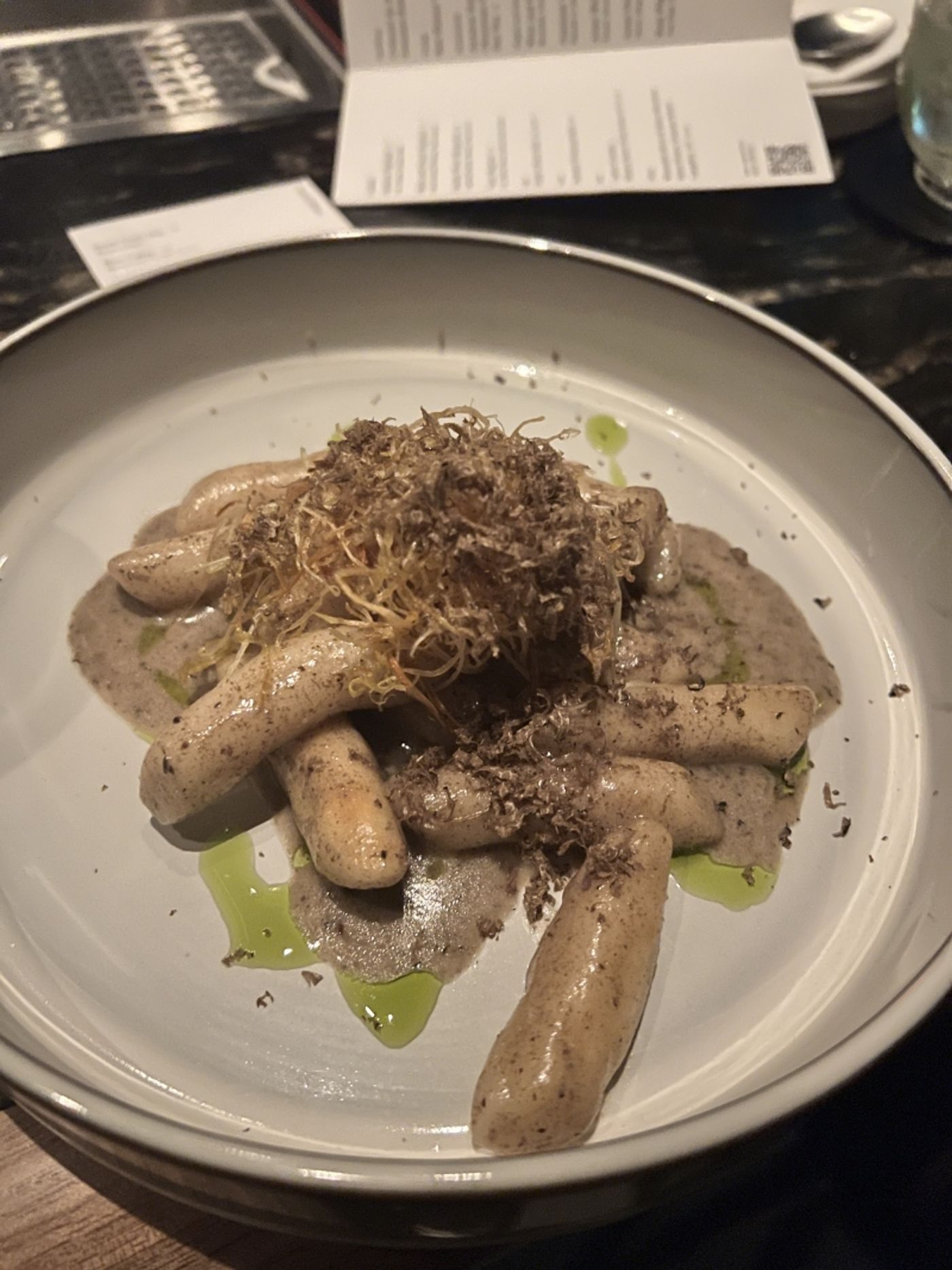 Review: Kinjo Brings an Intimate Omakase Counter and Swanky Cocktail Bar to Dumbo Review: Kinjo Brings an Intimate Omakase Counter and Swanky Cocktail Bar to Dumbo Image